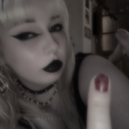 weakforeli Profile picture
