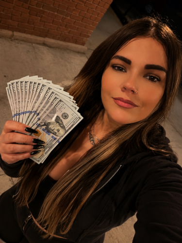 BratTax Profile picture