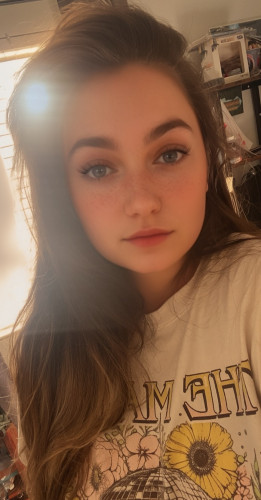 Goddessevelillian Profilbild